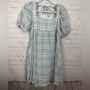 Impressions Tiered Mini Dress‎ gray plaid, sz M puff sleeve boho